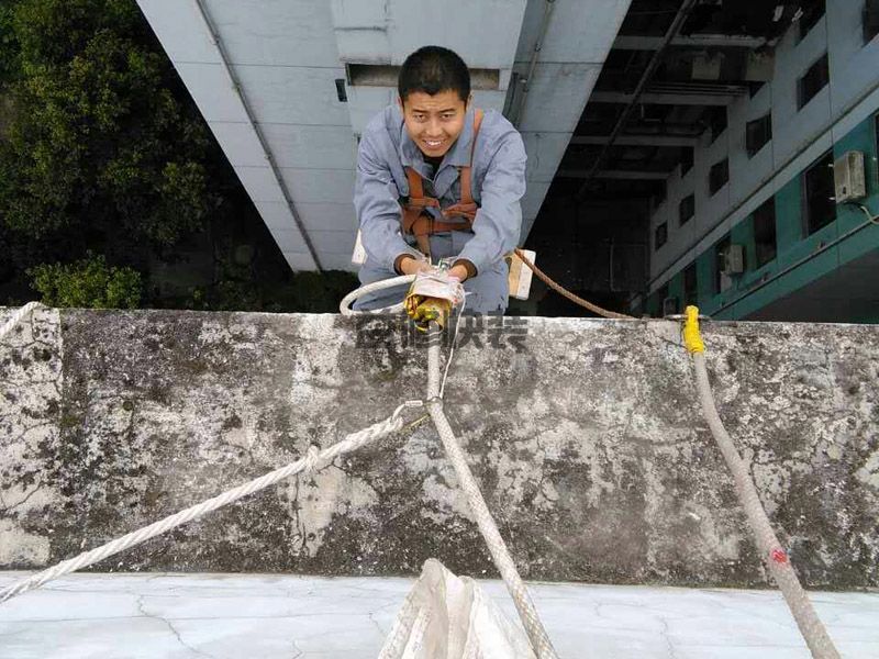 市北區防水堵漏施工價(jià)格_青島市北區衛生間防水維修公司有哪些(圖2)