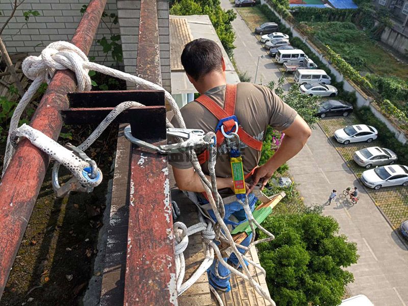 蘿崗區(qū)馬桶漏水怎么辦_廣州蘿崗區(qū)廁所坐便器漏水維修公司(圖1)